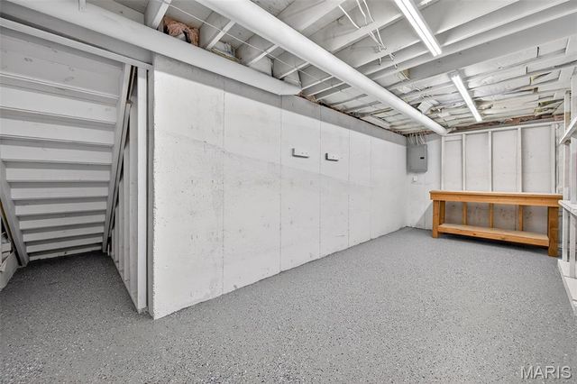 510 Charoak Drive, Ballwin, MO 63021