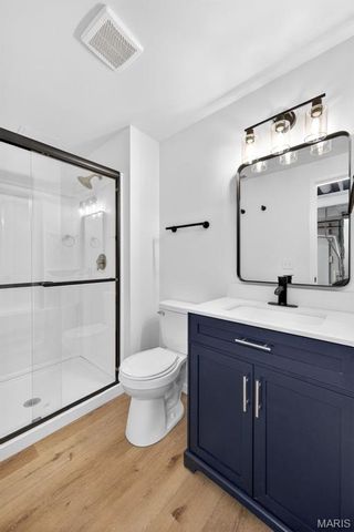 510 Charoak Drive, Ballwin, MO 63021