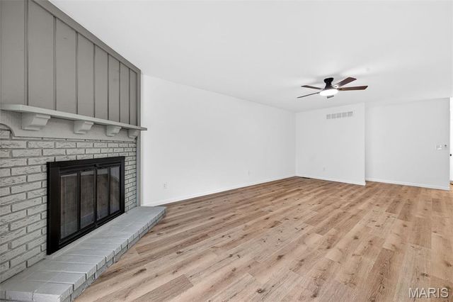 510 Charoak Drive, Ballwin, MO 63021