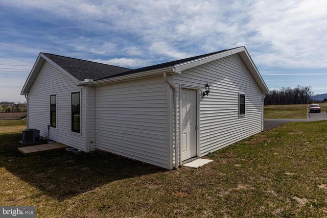 17 BURKE DRIVE, Shippensburg, PA 17257