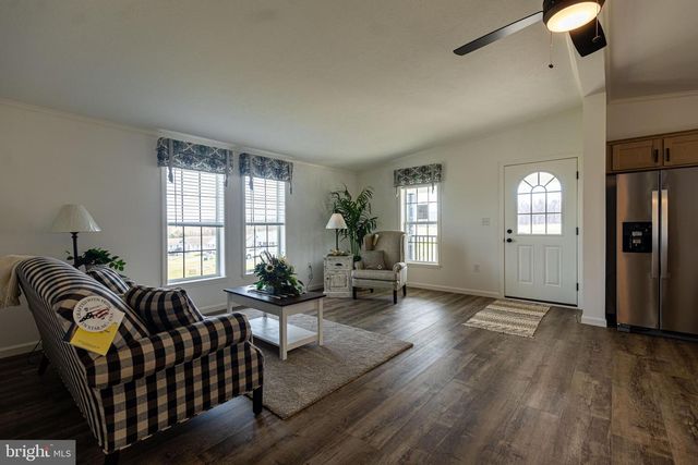 17 BURKE DRIVE, Shippensburg, PA 17257