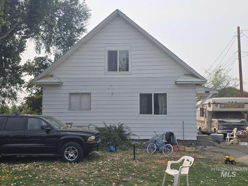 1495 W 7th St, Weiser, ID 83672 photo 1