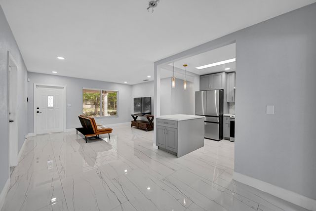 1181 SW 4th Terrace, Pompano Beach, FL 33060