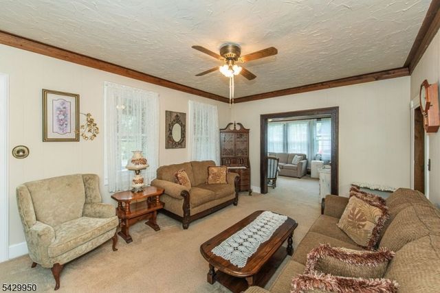 11 Oak Rd, Boonton Twp., NJ 07005