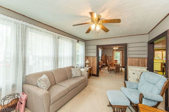 11 Oak Rd, Boonton Twp., NJ 07005