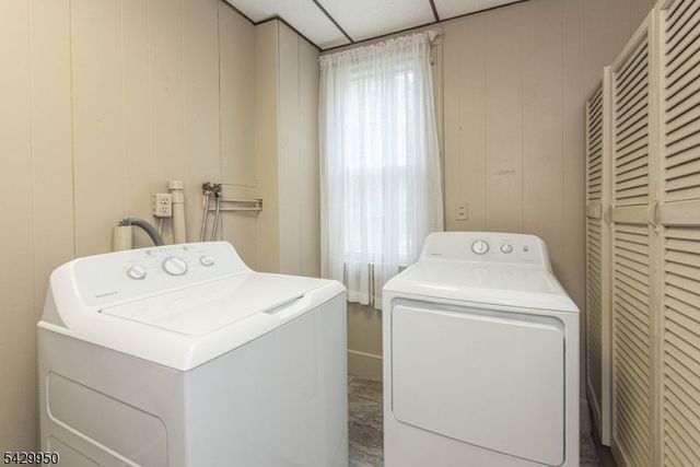 11 Oak Rd, Boonton Twp., NJ 07005