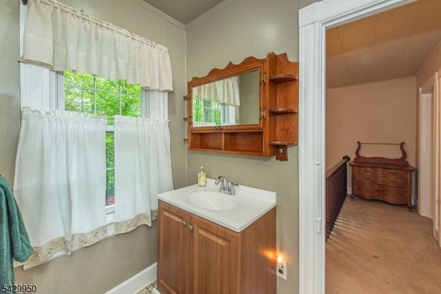 11 Oak Rd, Boonton Twp., NJ 07005