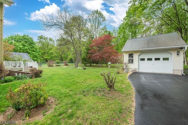 11 Oak Rd, Boonton Twp., NJ 07005