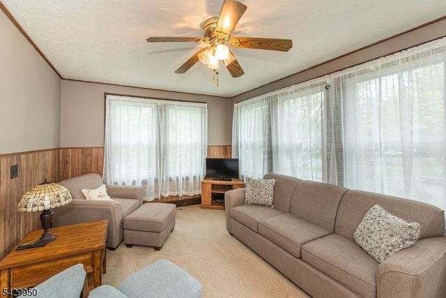 11 Oak Rd, Boonton Twp., NJ 07005