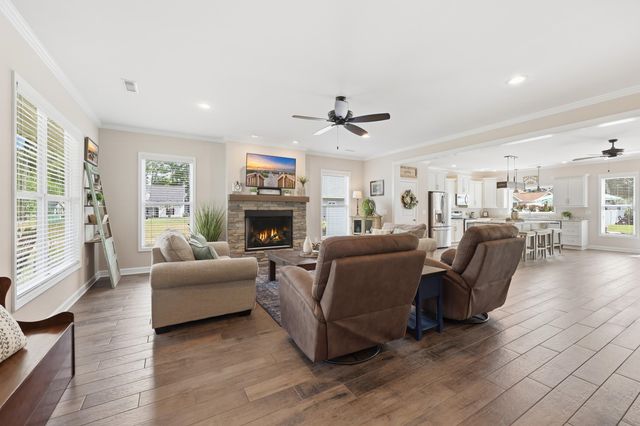430 Shellbank Dr., Longs, SC 29568