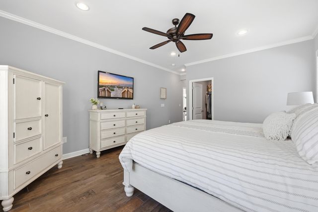 430 Shellbank Dr., Longs, SC 29568