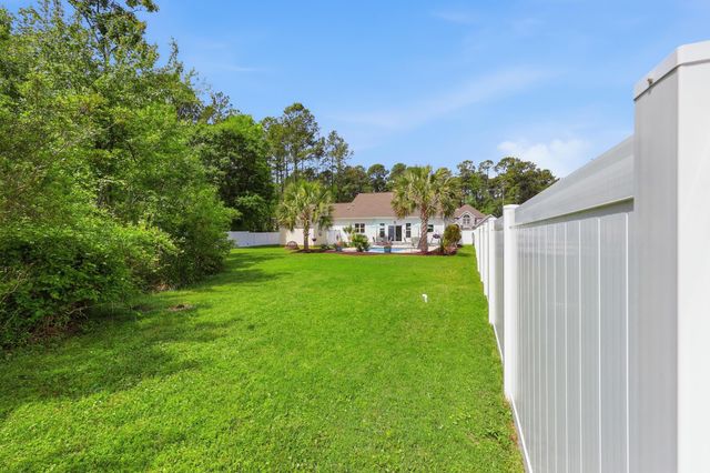 430 Shellbank Dr., Longs, SC 29568