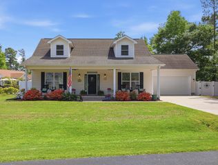 430 Shellbank Dr., Longs, SC 29568