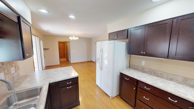 4430 Obing Strasse, Jasper, IN 47546
