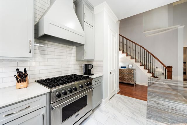 1418 Kensington Court, Southlake, TX 76092