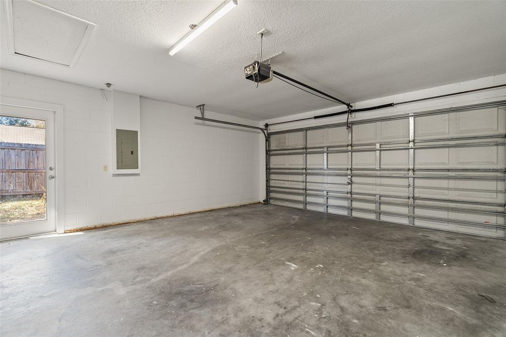 Image 31 of property listing at 10611 REAGANS RUN DRIVE, Clermont, FL 34711