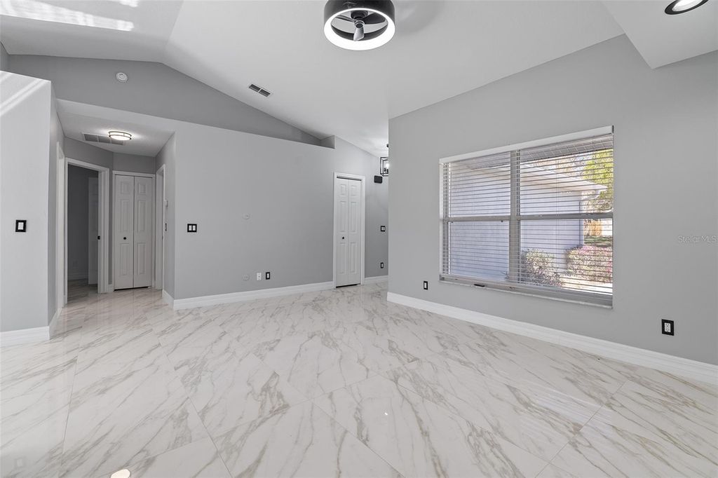 Image 5 of property listing at 10611 REAGANS RUN DRIVE, Clermont, FL 34711