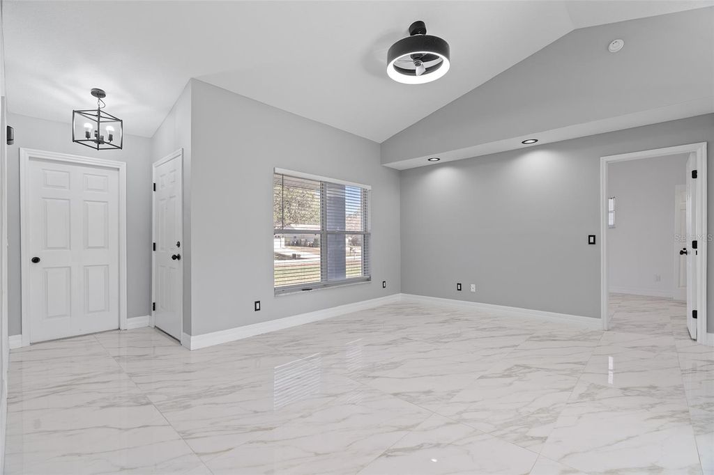 Image 6 of property listing at 10611 REAGANS RUN DRIVE, Clermont, FL 34711