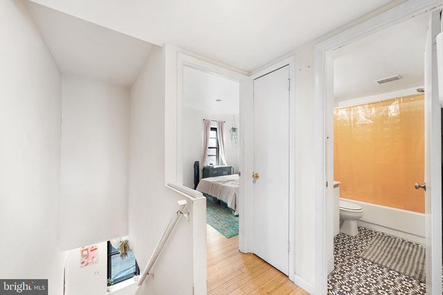 1023 S 6TH ST, Philadelphia, PA 19147