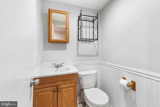 1023 S 6TH ST, Philadelphia, PA 19147