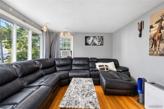 28 Rosemary Street, Coventry, RI 02816