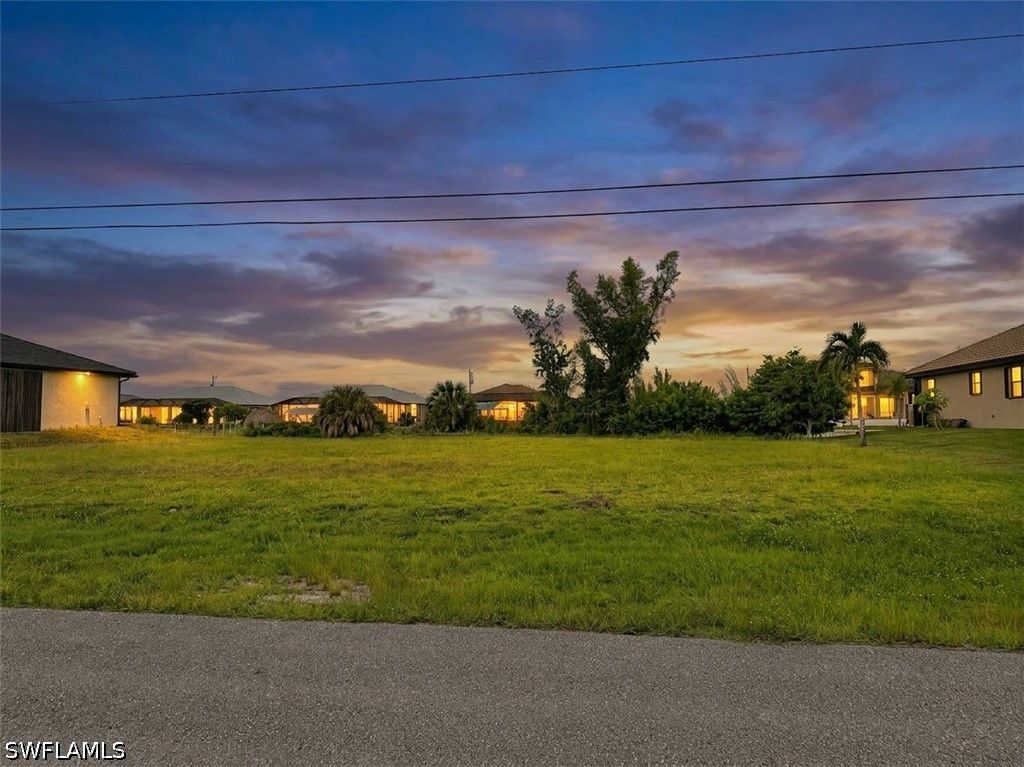 1626 NW 37th PL, Cape Coral, FL 33993