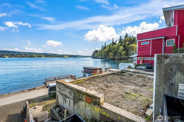 9169 SE Fragaria Road, Olalla, WA 98359