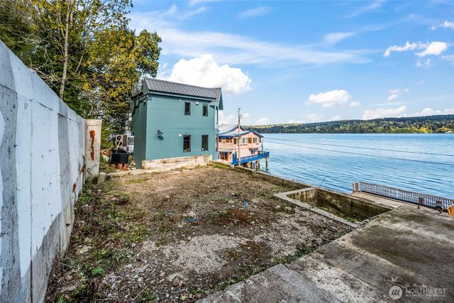 9169 SE Fragaria Road, Olalla, WA 98359