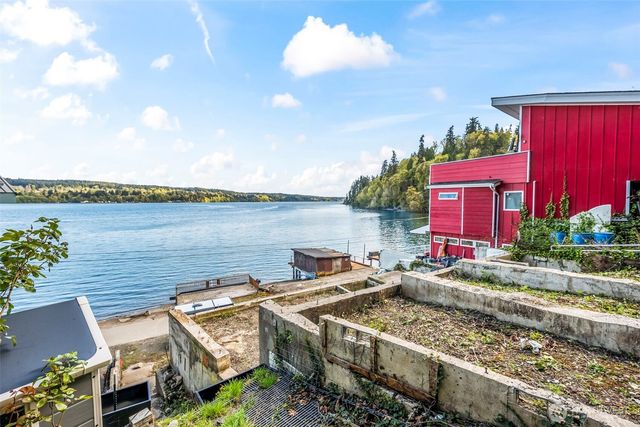 9169 SE Fragaria Road, Olalla, WA 98359