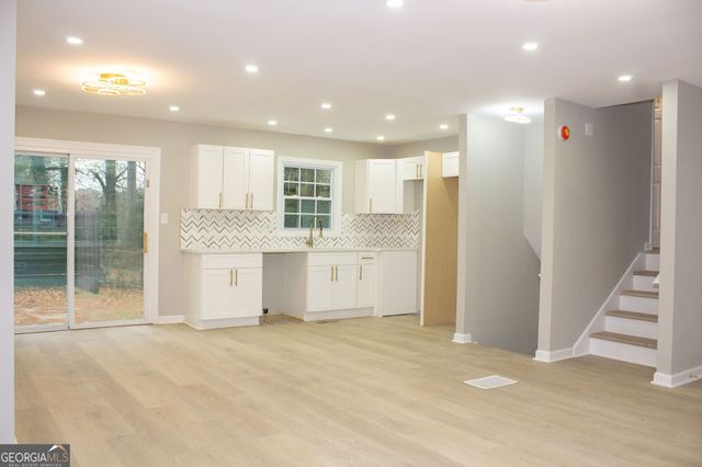 2749 Old Farm Road, South Fulton, GA 30349