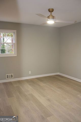 2749 Old Farm Road, South Fulton, GA 30349