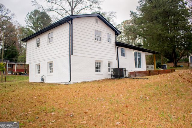 2749 Old Farm Road, South Fulton, GA 30349