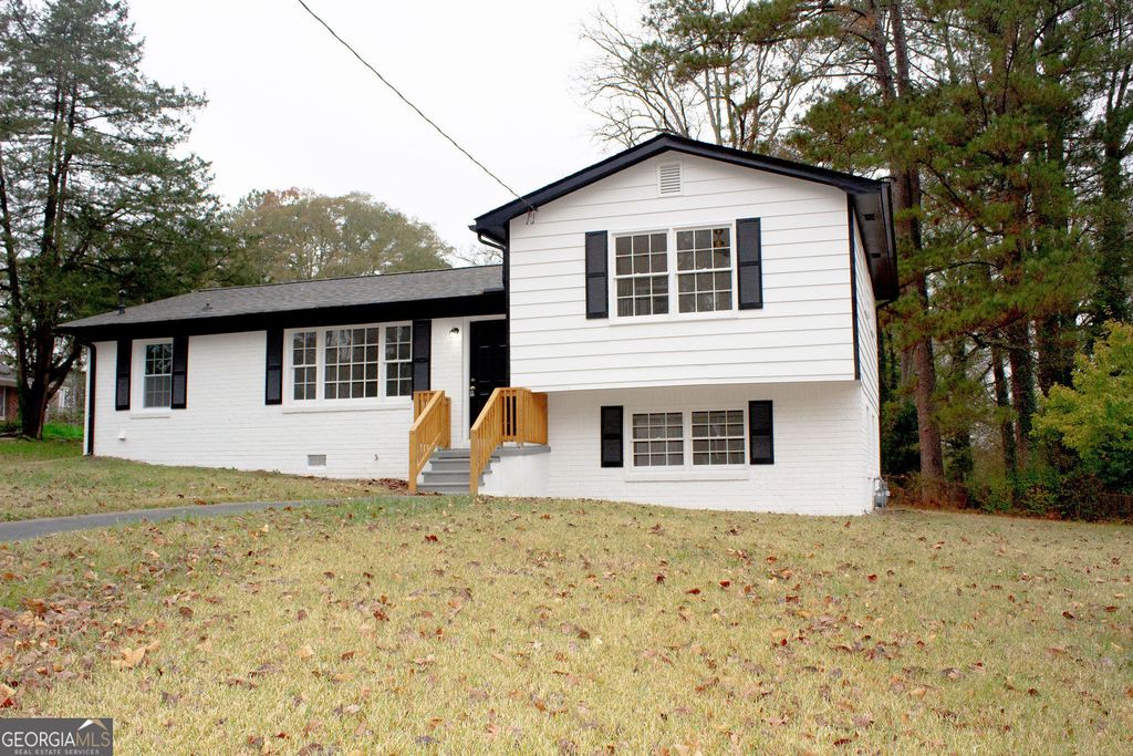 2749 Old Farm Road, South Fulton, GA 30349
