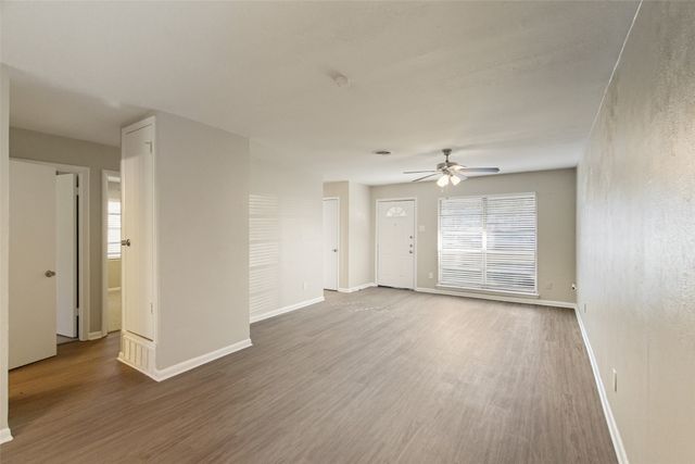 6832 Carioca Circle, Dallas, TX 75241