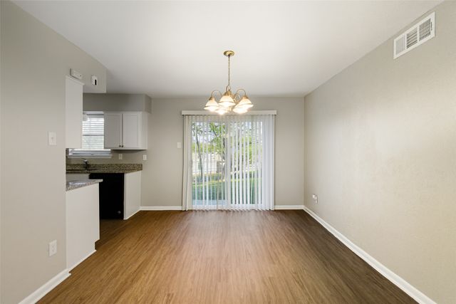 6832 Carioca Circle, Dallas, TX 75241