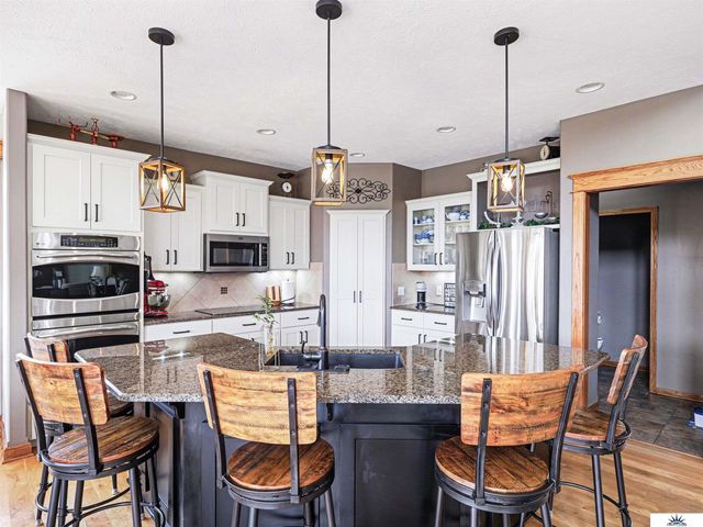 14906 S 24th Street, Bellevue, NE 68123