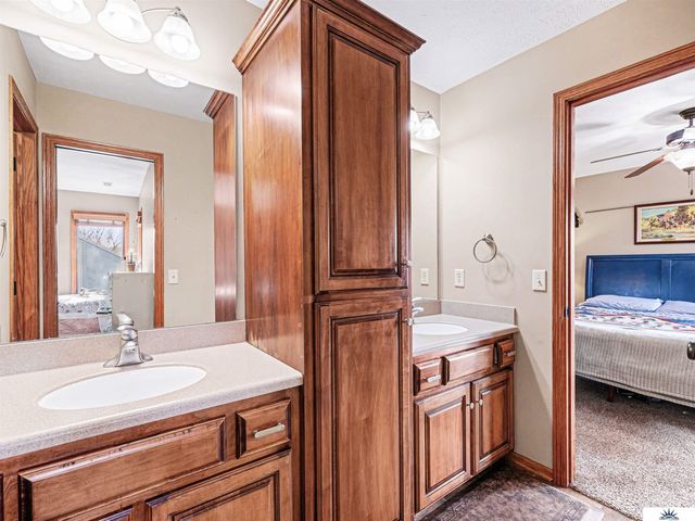 14906 S 24th Street, Bellevue, NE 68123