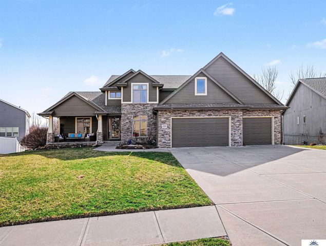 14906 S 24th Street, Bellevue, NE 68123
