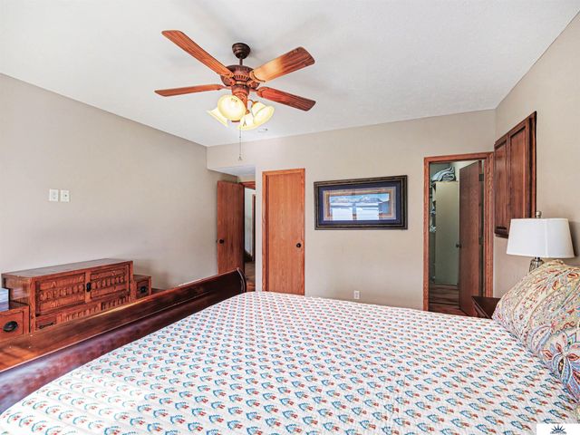 14906 S 24th Street, Bellevue, NE 68123