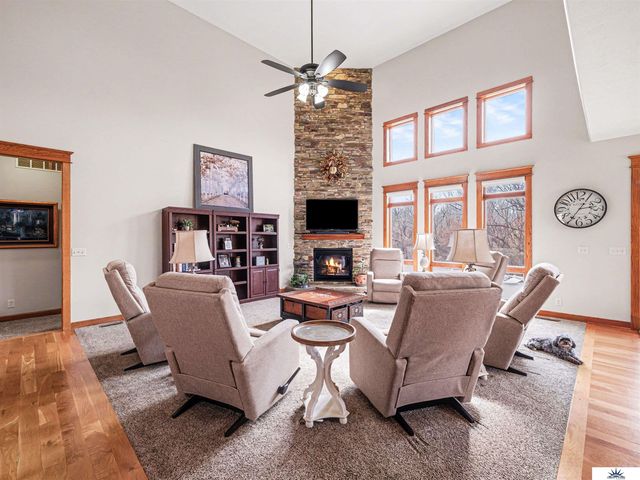 14906 S 24th Street, Bellevue, NE 68123