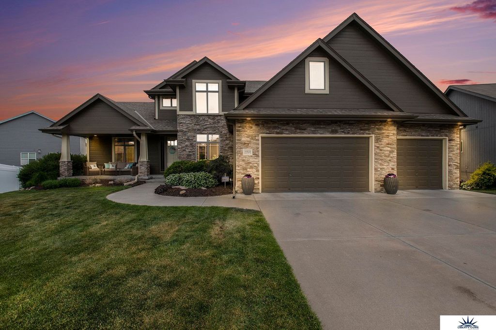 14906 S 24th Street, Bellevue, NE 68123