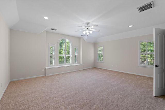 2 Muirfield Greens LN, Lakeway, TX 78738