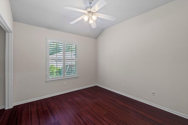 2 Muirfield Greens LN, Lakeway, TX 78738