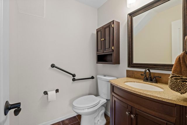 2 Muirfield Greens LN, Lakeway, TX 78738