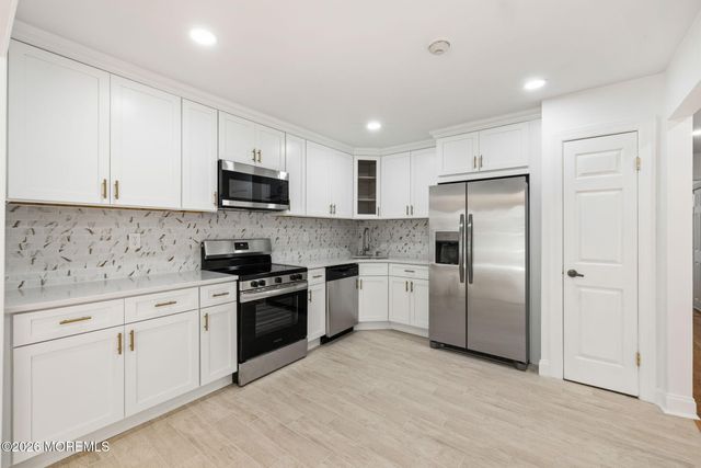 9B Melborn Drive, Monroe, NJ 08831