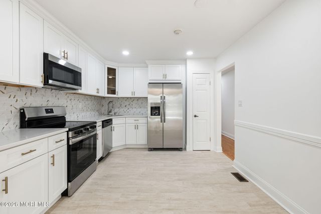 9B Melborn Drive, Monroe, NJ 08831