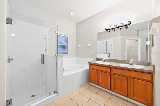 561 CAREY WAY, Orlando, FL 32825