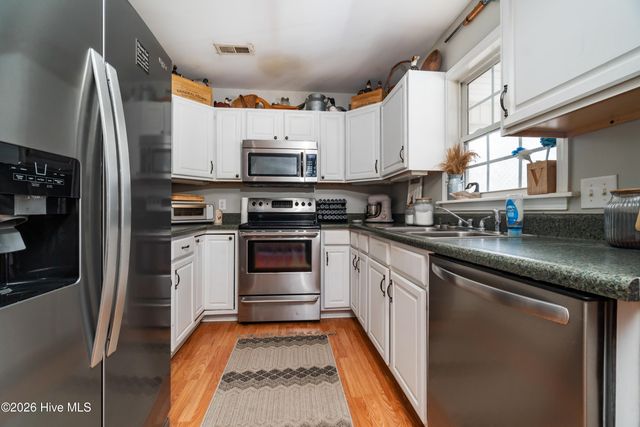 120 Quarter Horse Run, Havelock, NC 28532