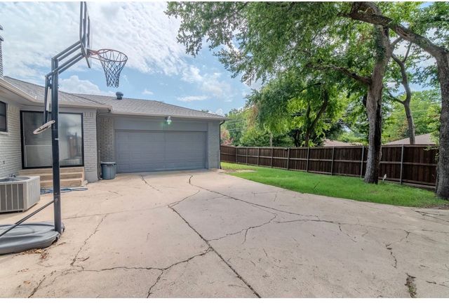 8017 Woodhue Road, Dallas, TX 75228