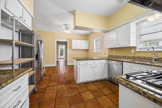 1719 Harold Street, Houston, TX 77098